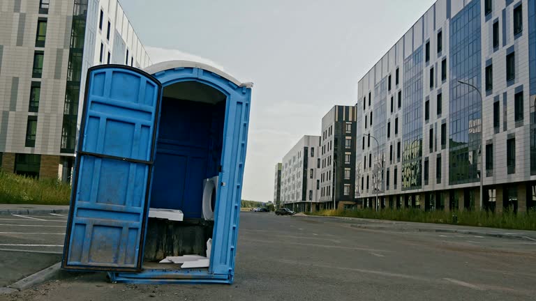 Best Deluxe Portable Toilet Rental  in Bellemont, AZ